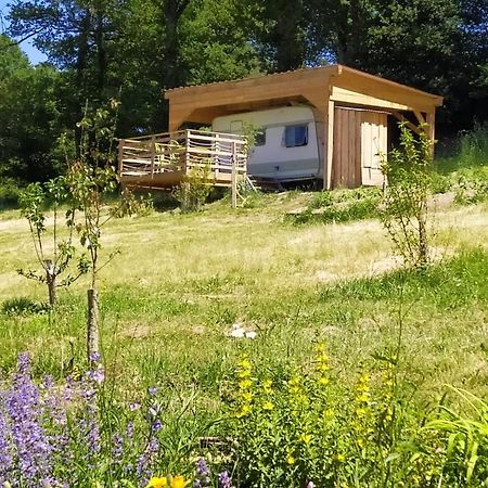 Carazen , Caravane Chauffee Saint-Silvain-Bellegarde Ngoại thất bức ảnh
