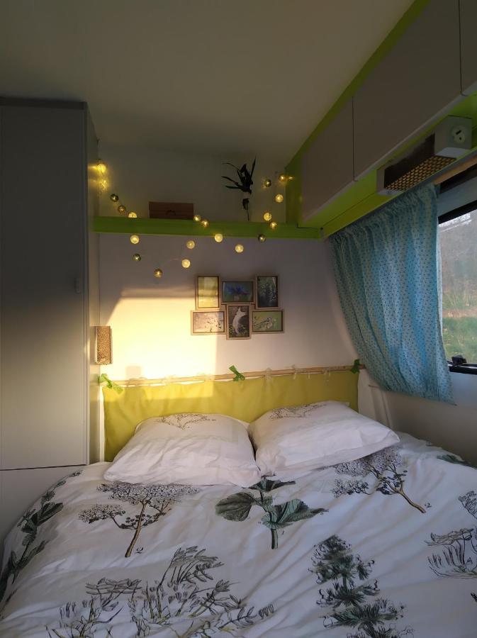 Carazen , Caravane Chauffee Saint-Silvain-Bellegarde Ngoại thất bức ảnh